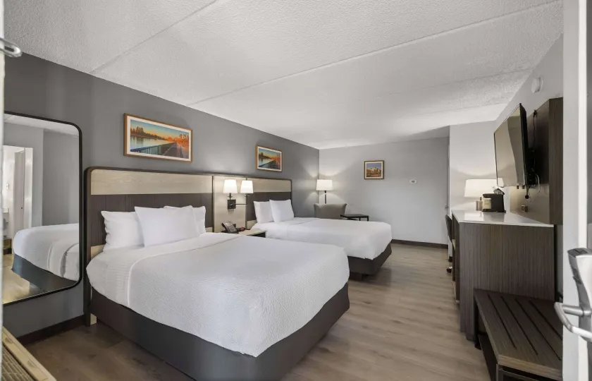 La Quinta Inn by Wyndham Stockton - Image 1