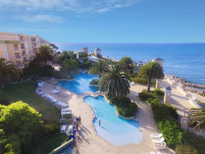 Hippocampus Resort & Spa - Image 1