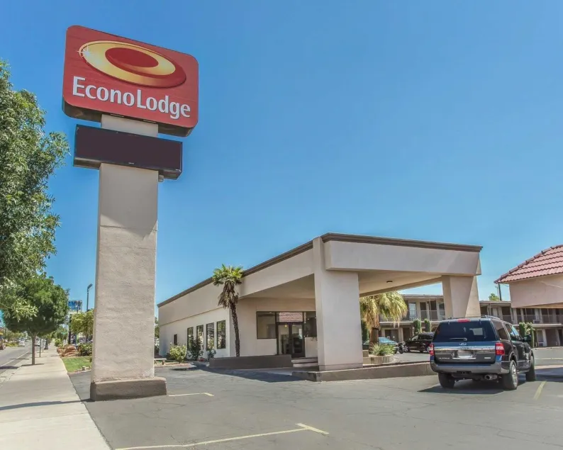 Econo Lodge St George North - Near Pioneer Park - Image 1