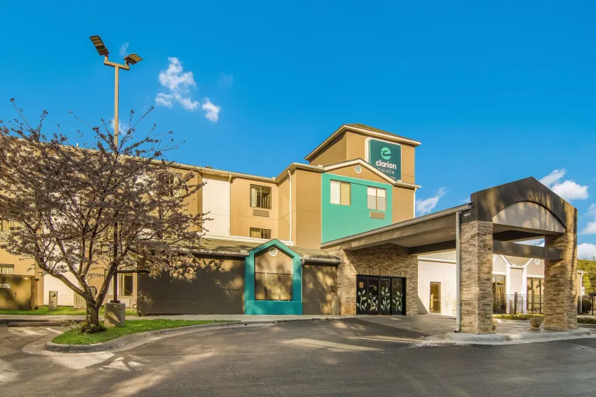 Clarion Pointe Wake Forest - Raleigh North - Image 1