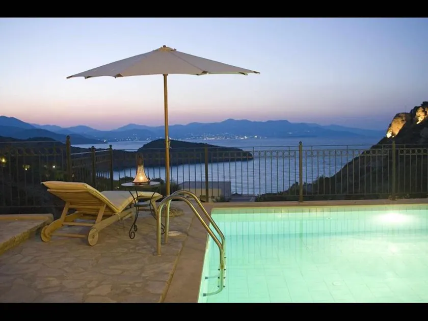 Istron Collection Villas - Image 1