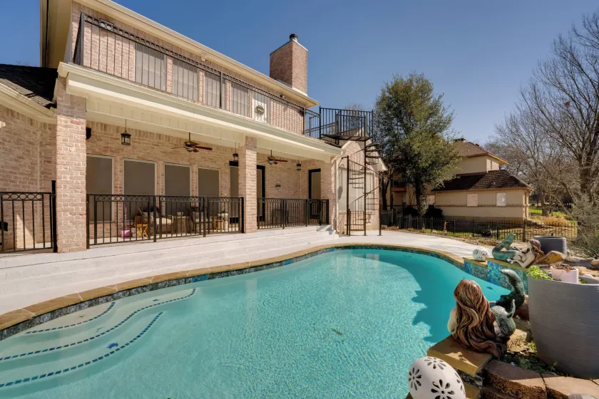 Cedar Hill Estate w/ Pool! Luxe Home & Apartment - Image 1