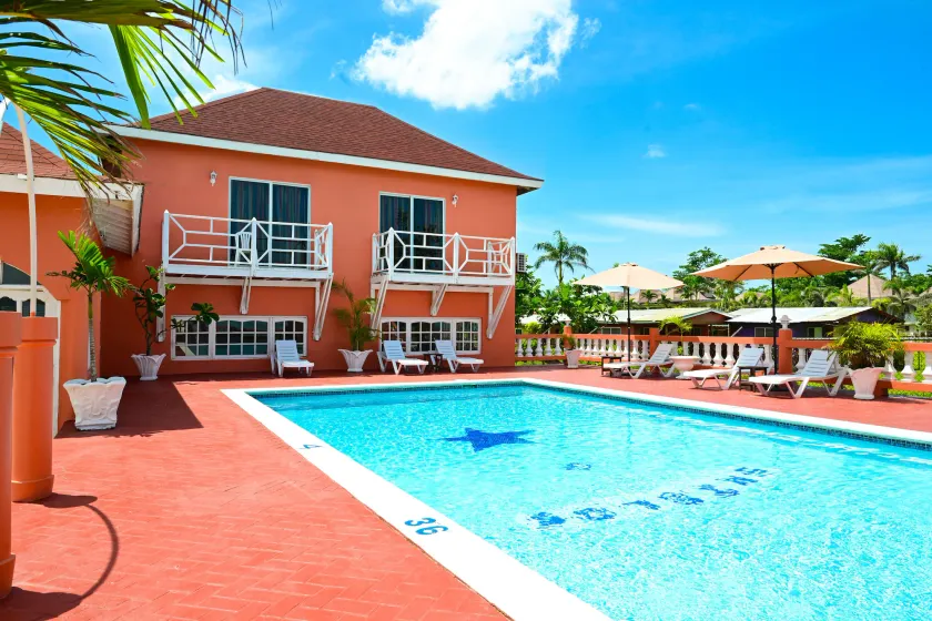 Shields Negril Villas - Image 1