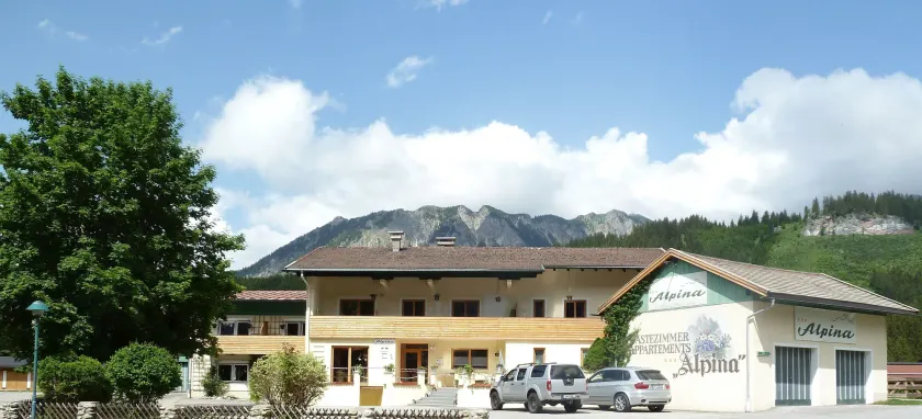 Alpina Appartements - Image 1