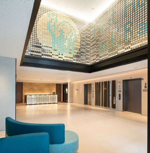 Camlux Hotel - Image 1