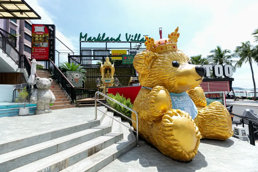 The Bedrooms Hostel Pattaya - Image 1