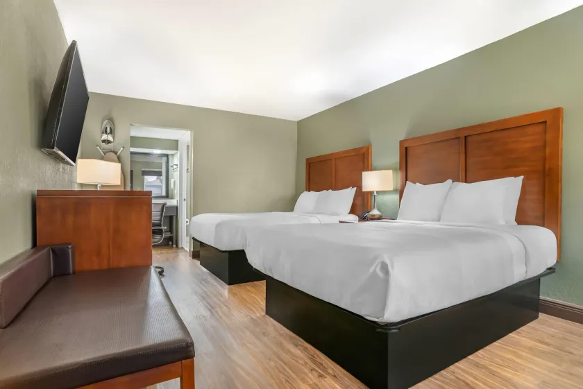 Quality Inn & Suites near Panama City Beach - Image 1