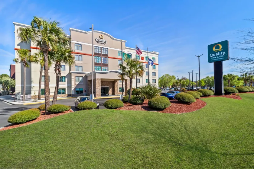 Quality Inn & Suites North Myrtle Beach - Image 1