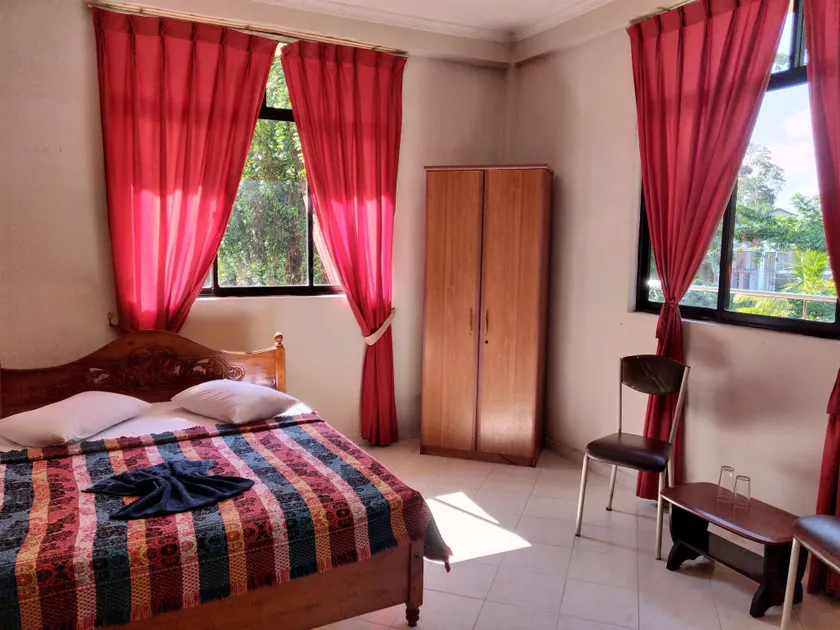 Kandy View Hotel - Image 1