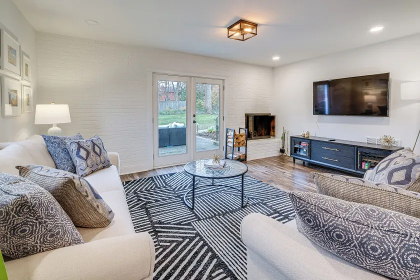 Upscale Family Retreat Near DC & Georgetown! - Image 1