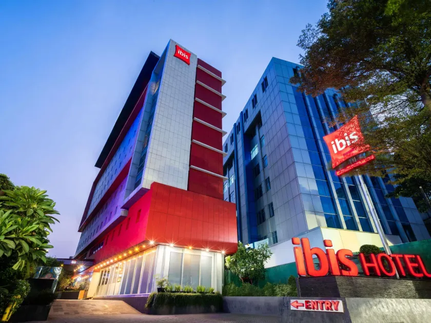 Ibis Jakarta Senen - Image 1