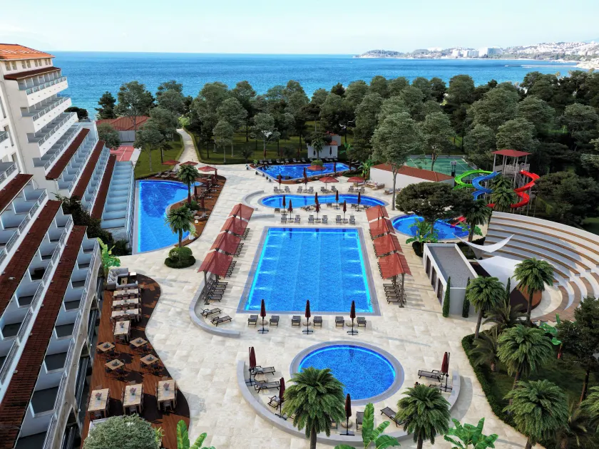 Batıhan Beach Resort & Spa - Image 1
