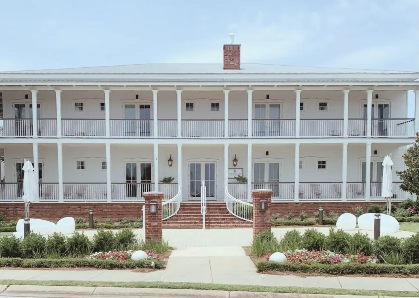 Oyster Bay Boutique Hotel - Image 1