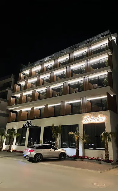 Belvedere Hotel - Image 1