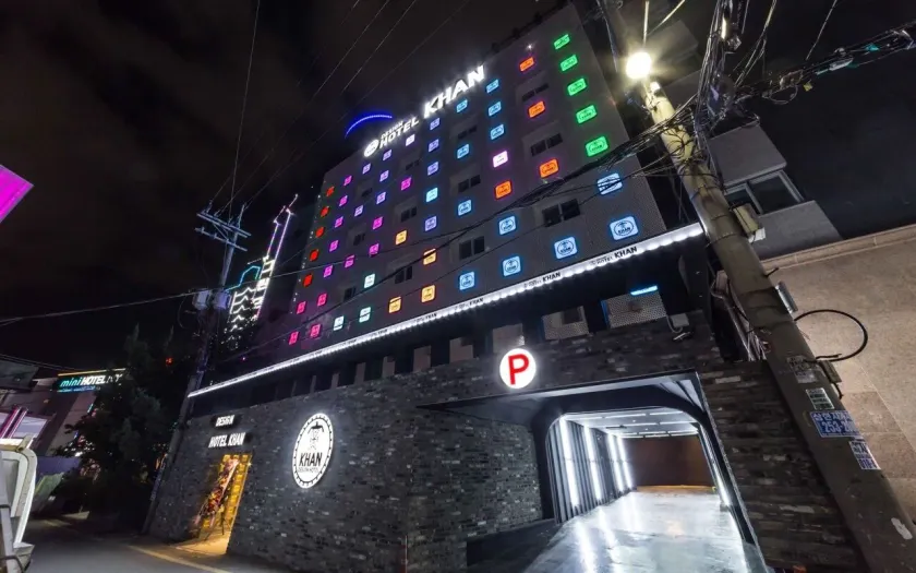 Design Hotel Khan - Image 1