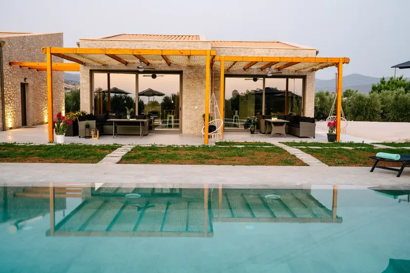 Irissa Suites - Image 1