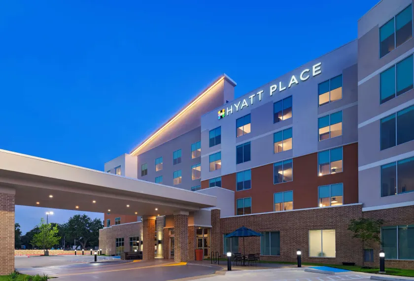 Hyatt Place Austin Lake Travis/Four Points - Image 1