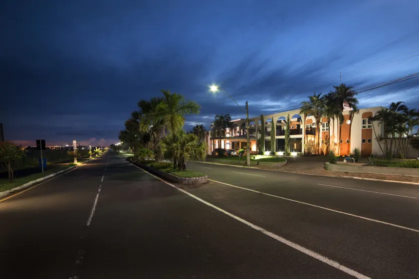 Reisper Palace Hotel - Image 1