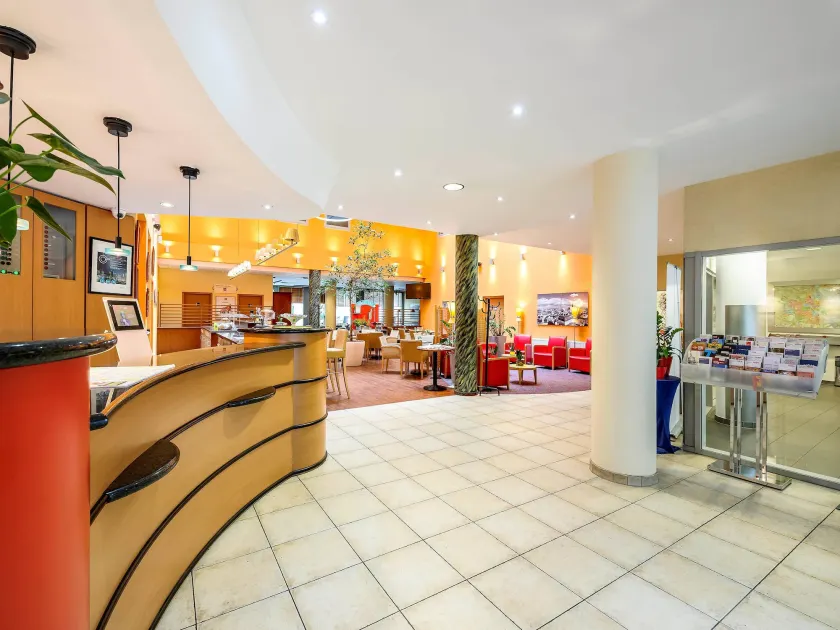 ibis Wien City - Entréinterör