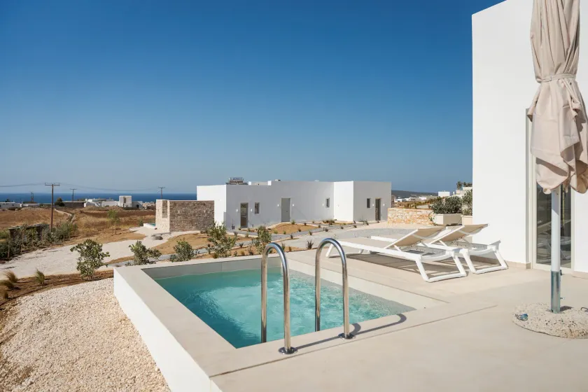 Parolea Luxury Living Hotel - Image 1