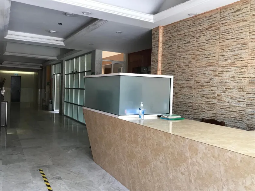 Hotel Dorado a una calle de Playa Regatas y el Malecon - Lobby