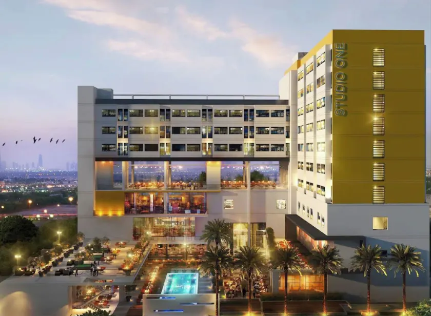 Studio One Hotel - Image 1