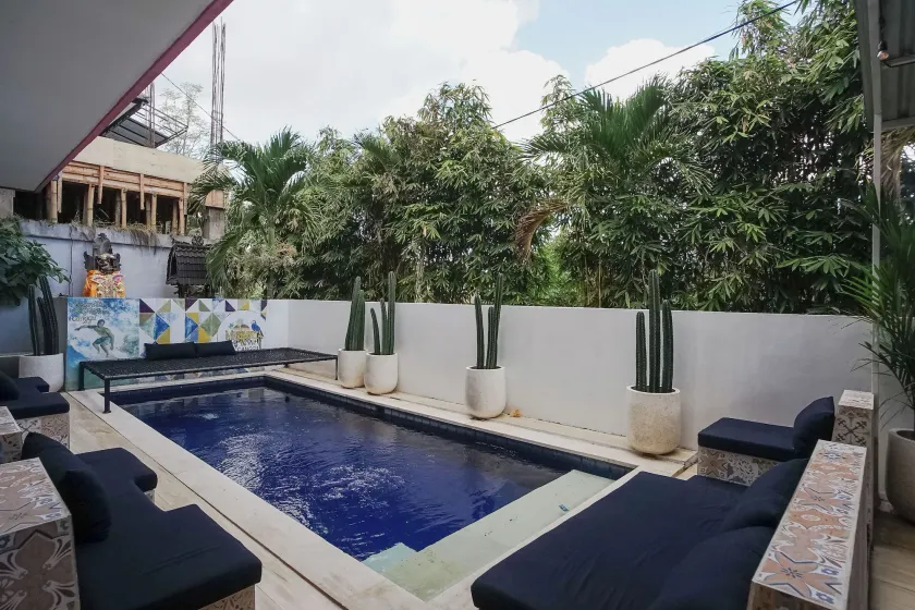 Margarita Surf Hostel Canggu - Image 1