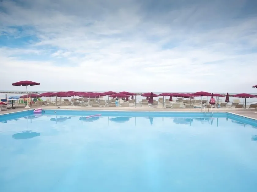 Hotel Classic - Azzurro Club - Image 1