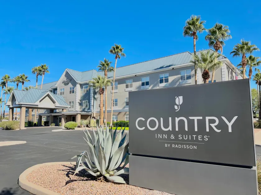 Country Inn & Suites by Radisson, Tucson Airport, AZ - Image 1