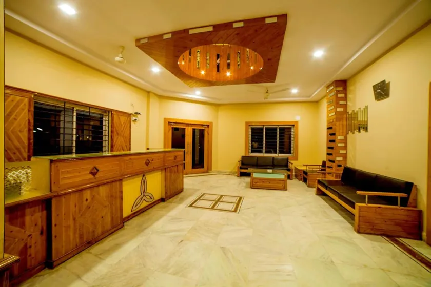 Hotel Empire Gandhidham - Image 1