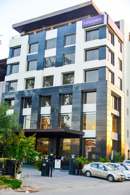 Hotel Almeida - Image 1