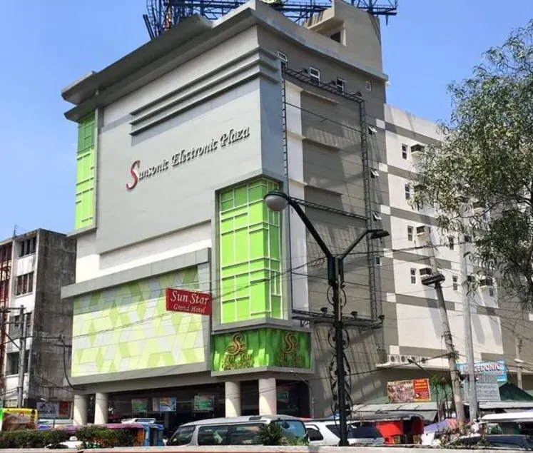 Sun Star Grand Hotel - Image 1