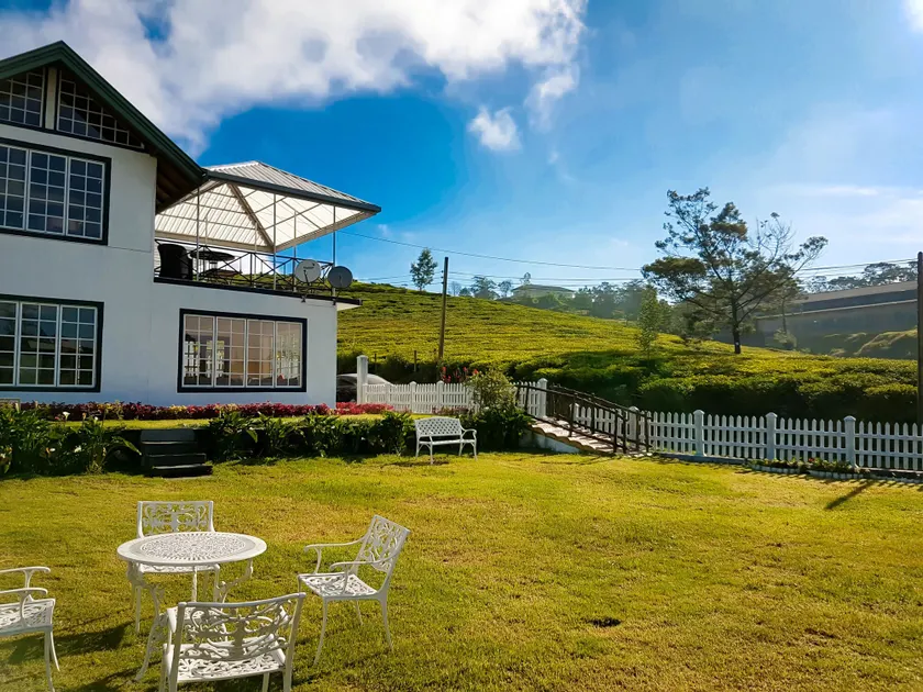 The Tea Garden - Complimentary Breakfast, Near Lake Gregory - Image 1
