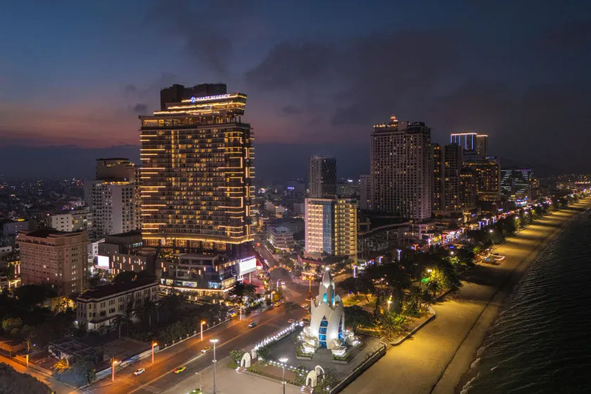 Hyatt Regency Nha Trang - Image 1