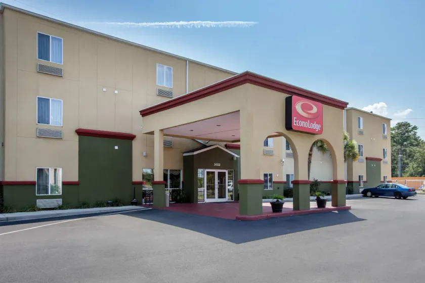 Econo Lodge Valdosta Mall Area - Image 1