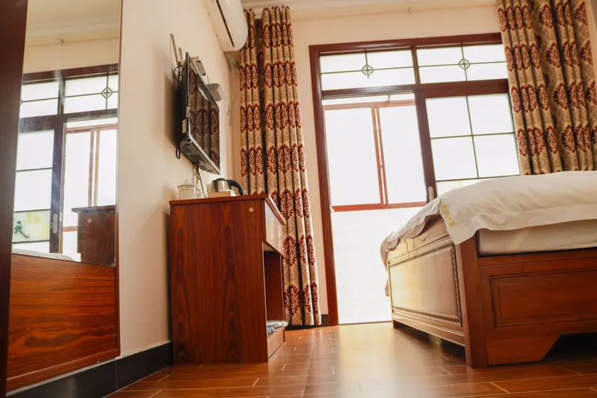 Celebrity  Apartment Hotel - Image 1