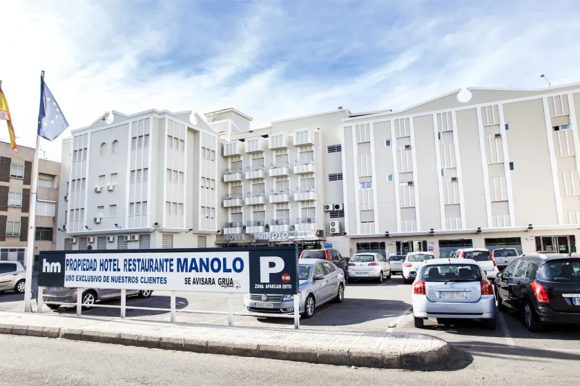 Manolo - Image 1