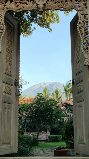 Puri Abian Ari - Image 1