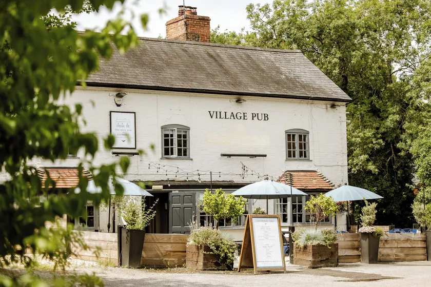 The Bell Inn, Ladbroke - Image 1