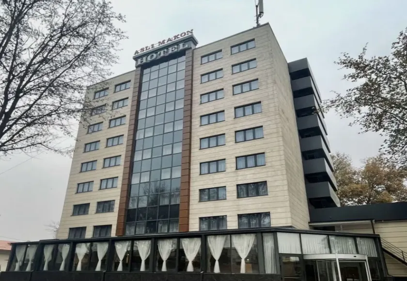 Asli Makon Hotel - Image 1