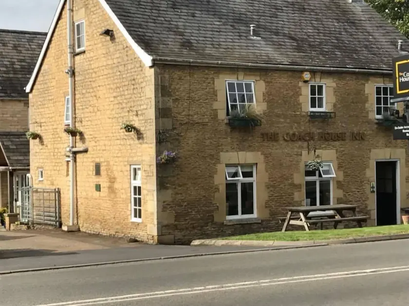 The Coach House Inn - Image 1