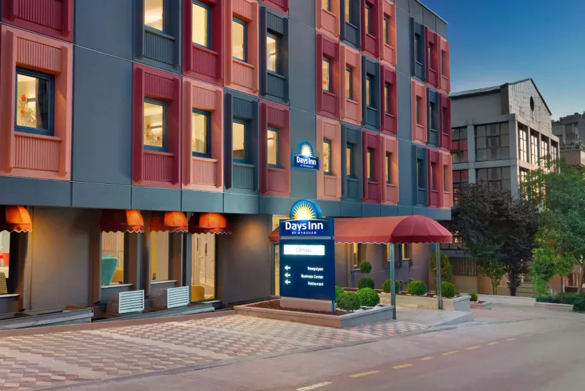 Days Hotel by Wyndham Ankara Cankaya - Image 1