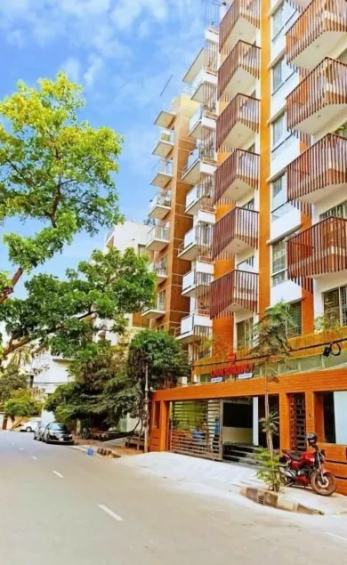 Hotel Omni Residency - Image 1
