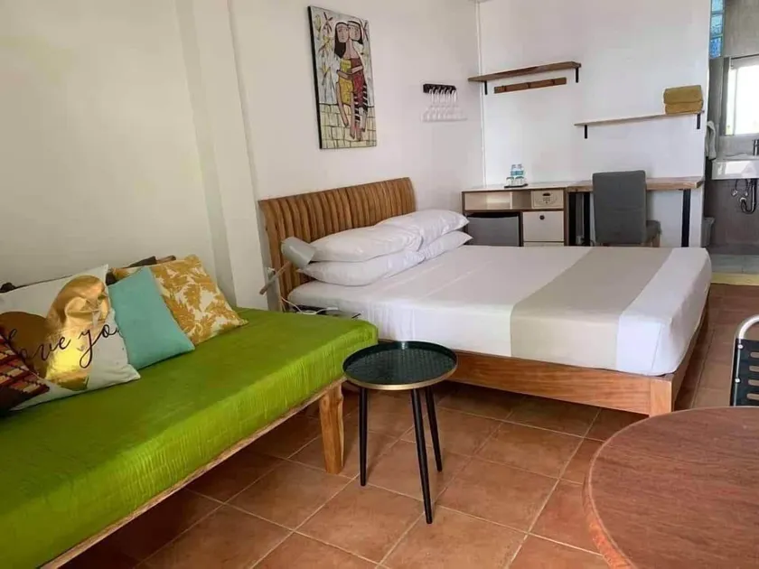 Bluewaves Beach House - Image 1