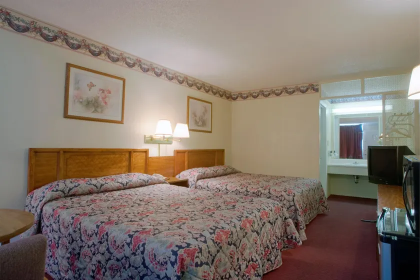 Americas Best Value Inn Loudon Lenoir City - Image 1