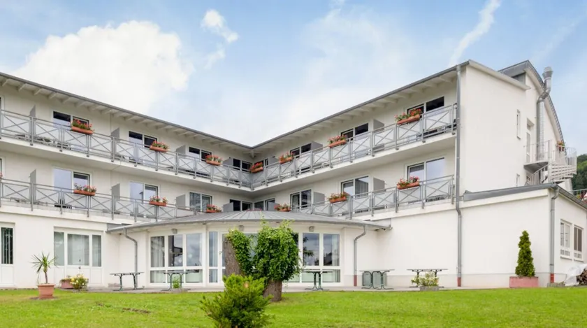 Hotel Südpfalz-Terrassen - Image 1