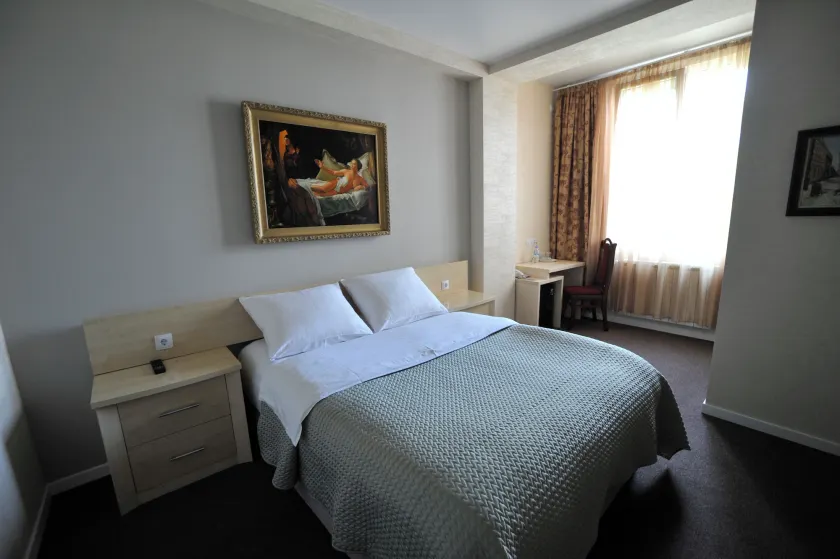 ZP Hotel - Image 1