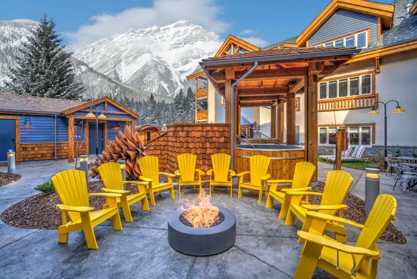 Canalta Lodge Banff - Image 1