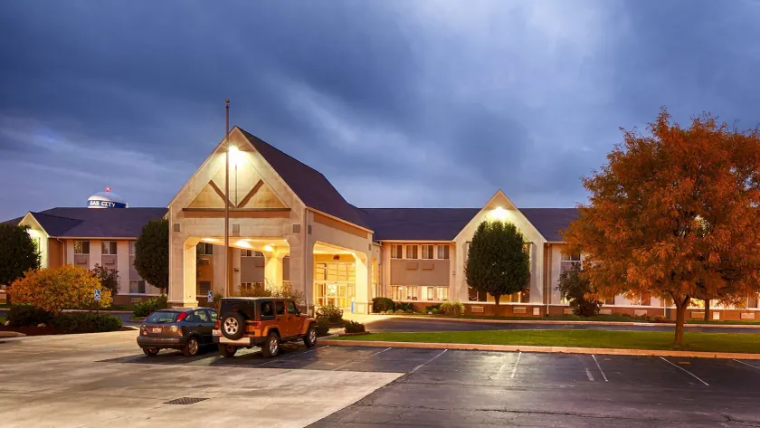 Best Western Gas City - Image 1