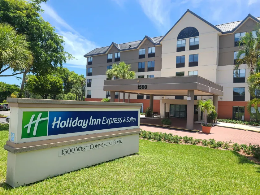 Holiday Inn Express Fort Lauderdale North - Executive Airport by IHG - Image 1